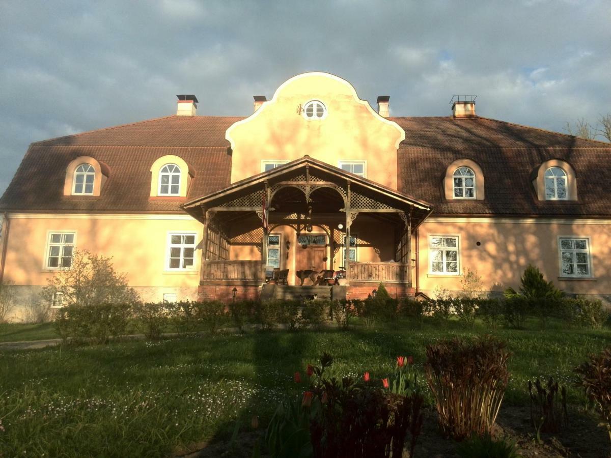 Hotel Maras Manor à Turlava Extérieur photo