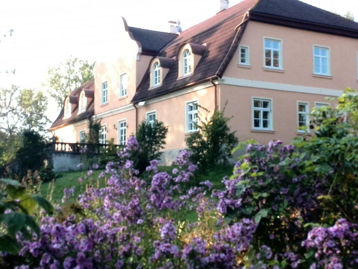 Hotel Maras Manor à Turlava Extérieur photo